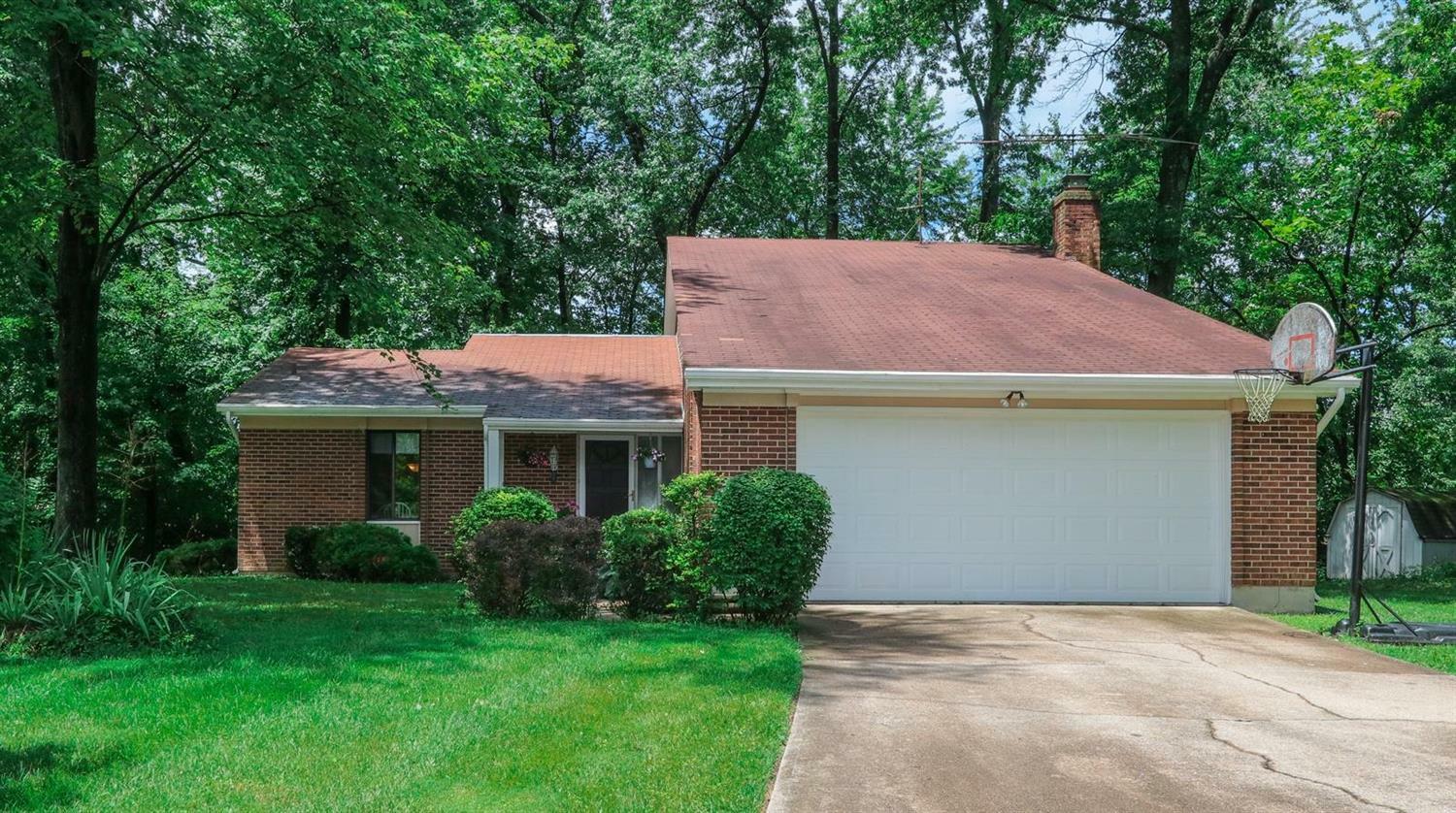 Property Photo:  5829 Stonewall Jackson Drive  OH 45150 