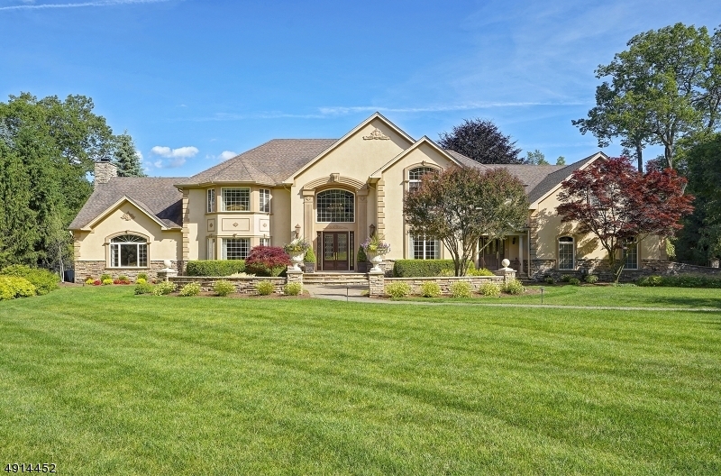 Property Photo: 9 Winthrop Gait Rd NJ 07871