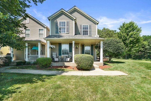 Property Photo: 2328 Woodhill Court IL 60586