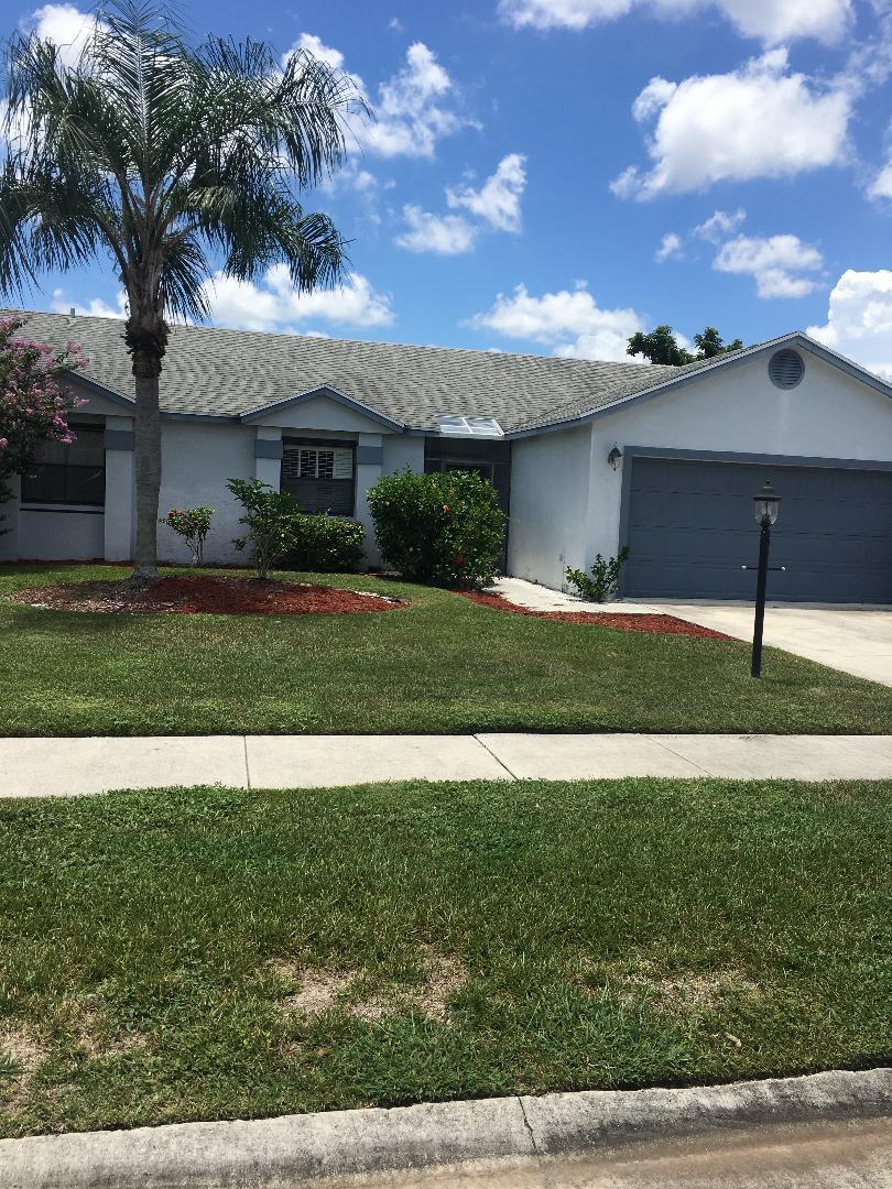 Property Photo: 8667 White Egret Way FL 33467