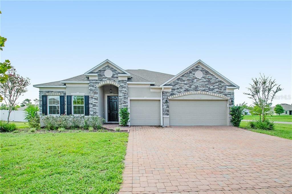 Property Photo:  100 Blanco Drive  FL 32724 