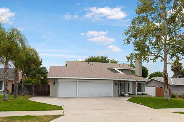 Property Photo:  921 Auburndale Street  CA 92880 