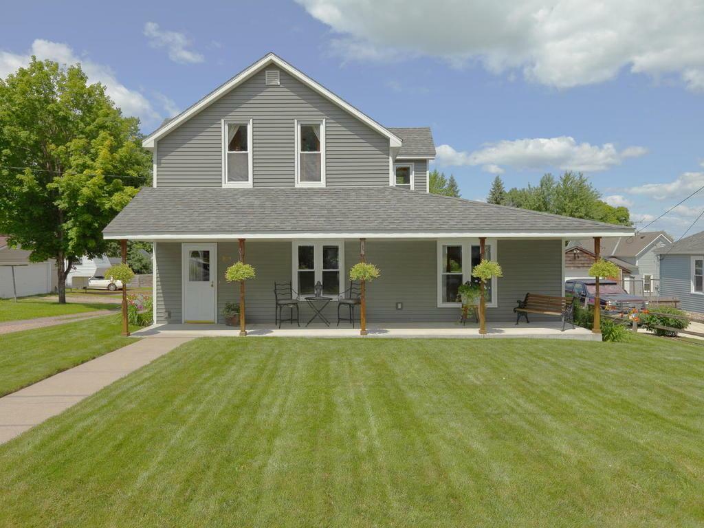 Property Photo: 909 8th Street MN 55349