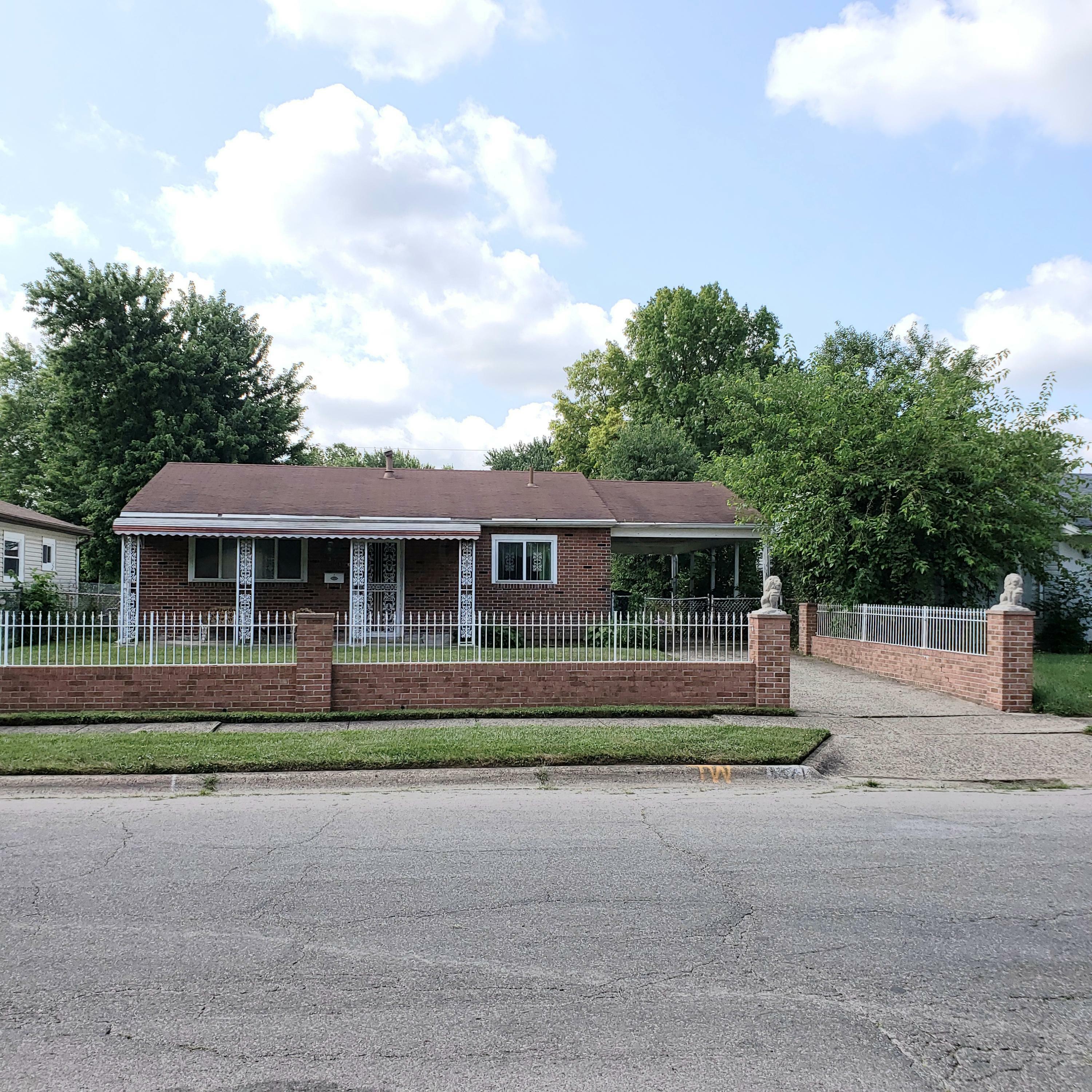 Property Photo:  1371 Southfield Drive S  OH 43207 