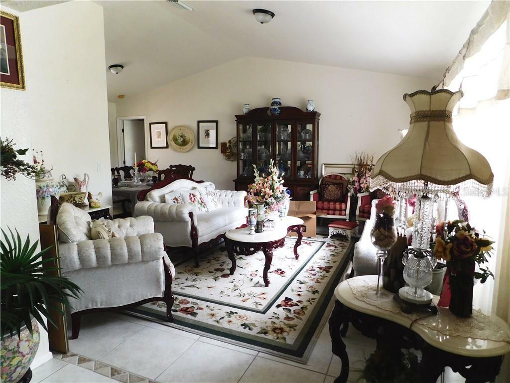 Property Photo:  1031 Blakley Street  FL 33980 