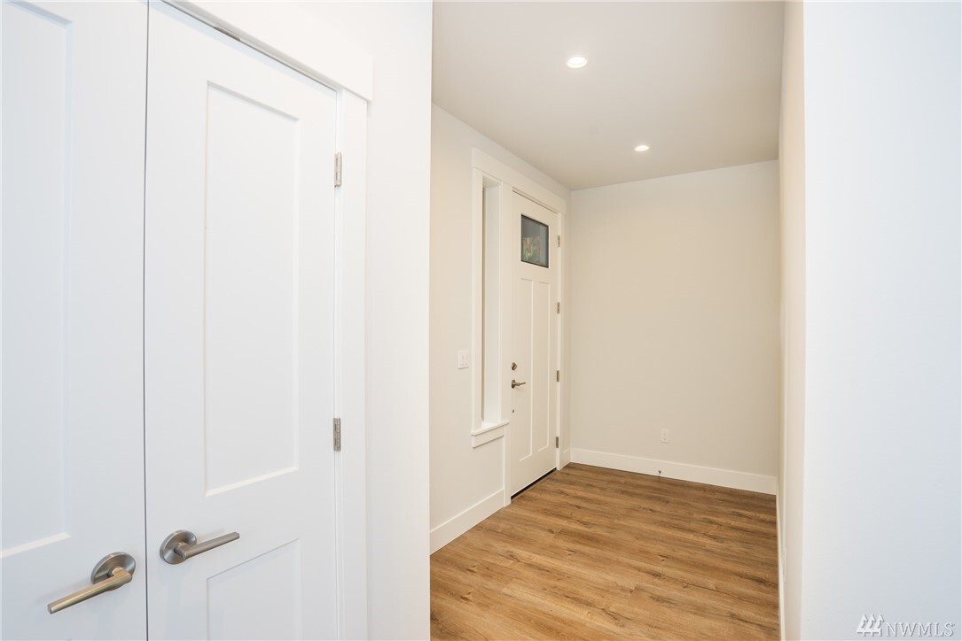 Property Photo:  4936 Portalis Wy  WA 98221 