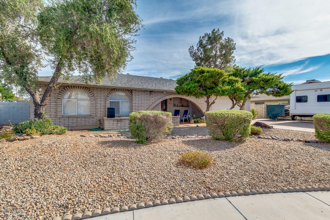 Property Photo:  4309 W Dahlia Drive  AZ 85304 