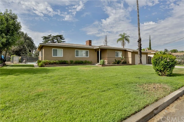 Property Photo:  383 E Mesa Drive  CA 92376 