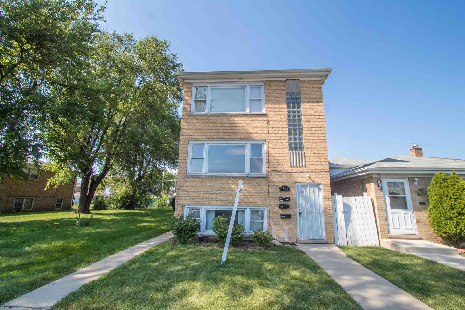 Property Photo:  7524 West 63rd Place  IL 60501 