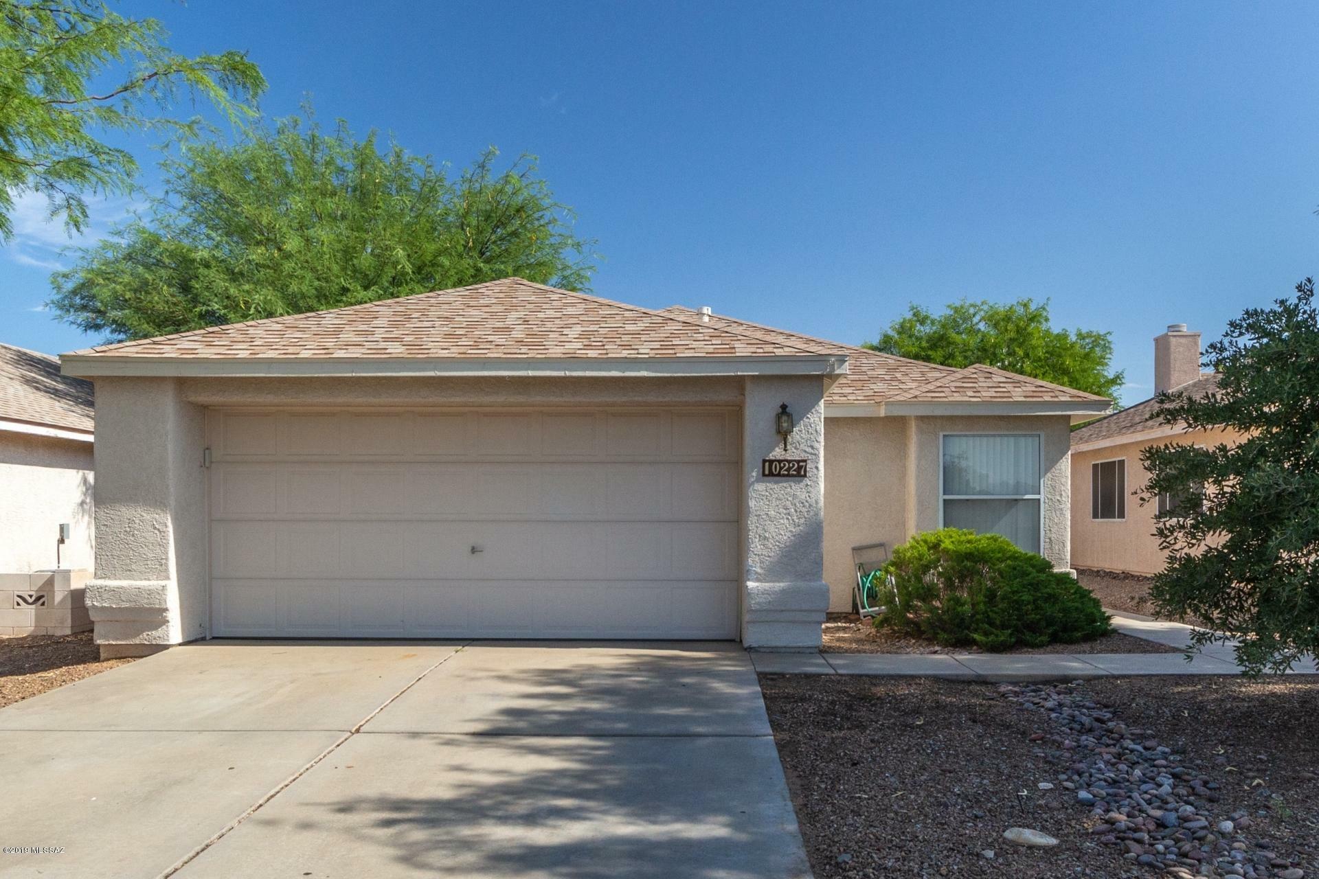 Property Photo:  10227 E Paseo Juan Tabo  AZ 85747 