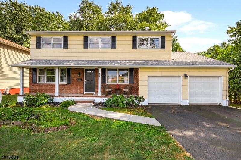 Property Photo:  910 Orange Ave  NJ 07016 