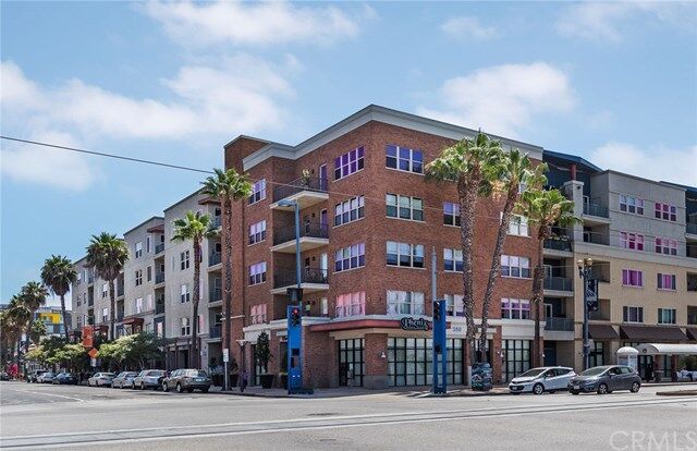 Property Photo: 300 E 4th Street 127 CA 90802