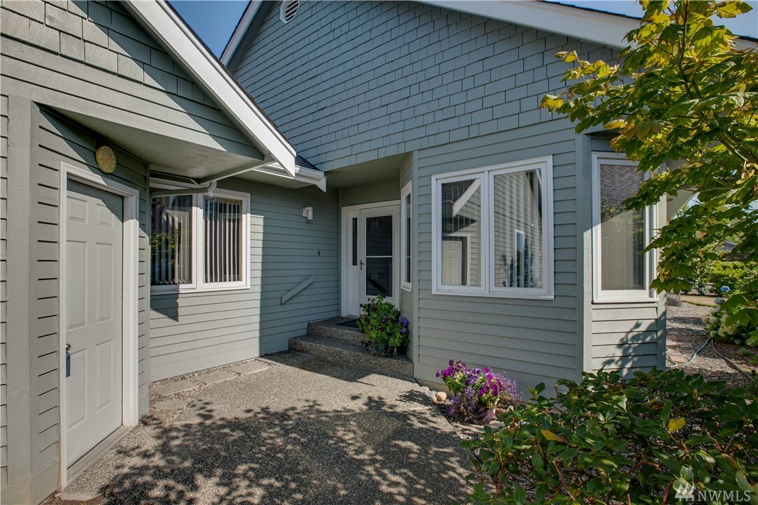 Property Photo:  1244 Northwind Cir  WA 98226 