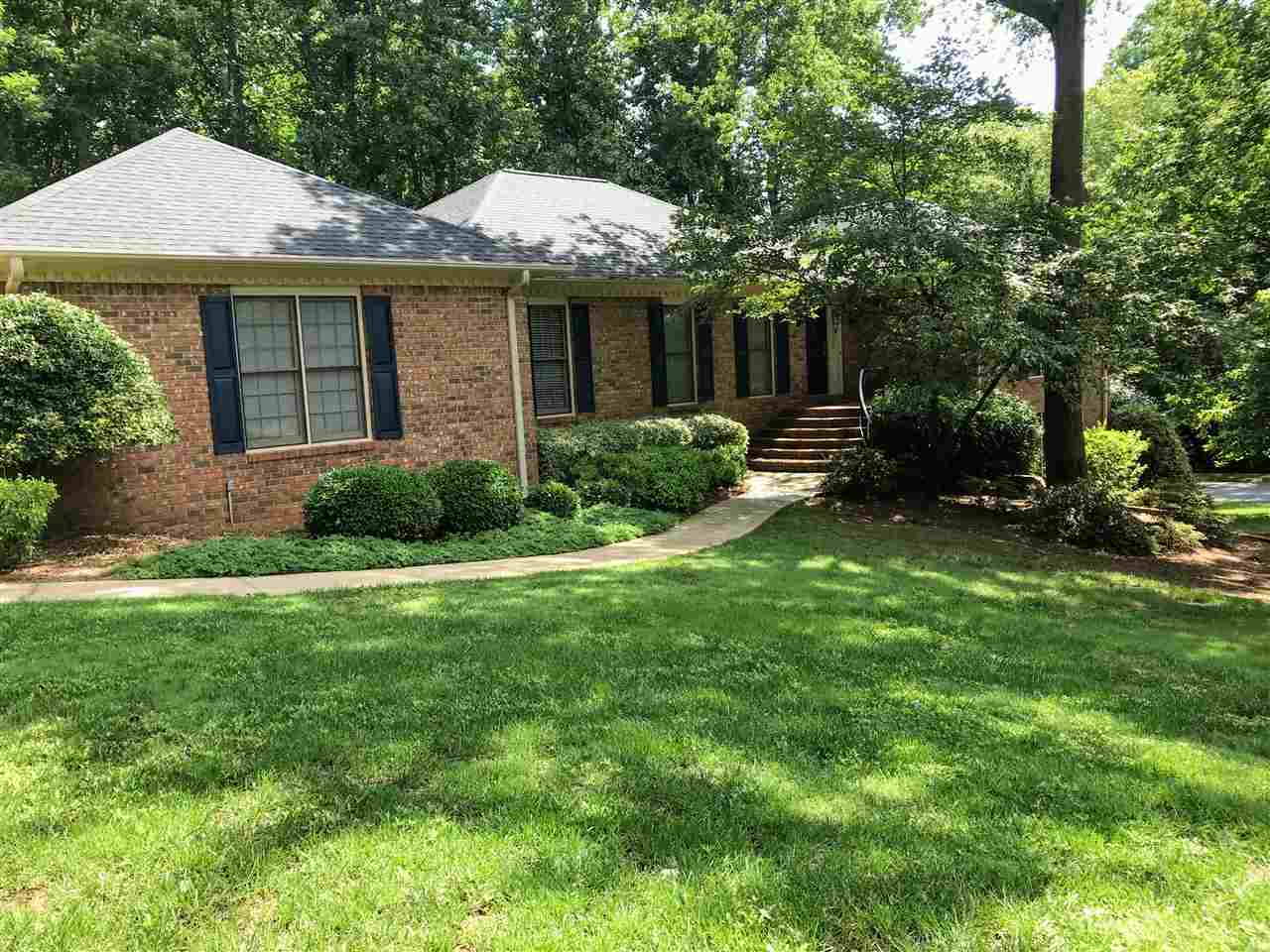 Property Photo:  705 Millbrook Drive  SC 29301 