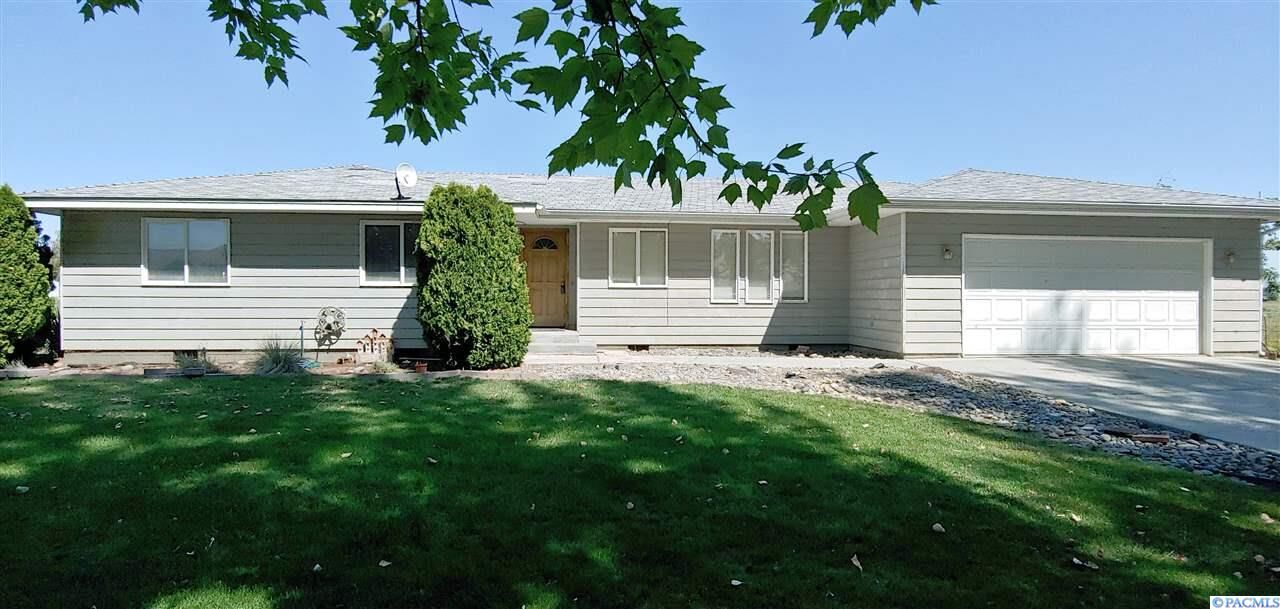 Property Photo: 146402 W Buena Vista Rd WA 99350