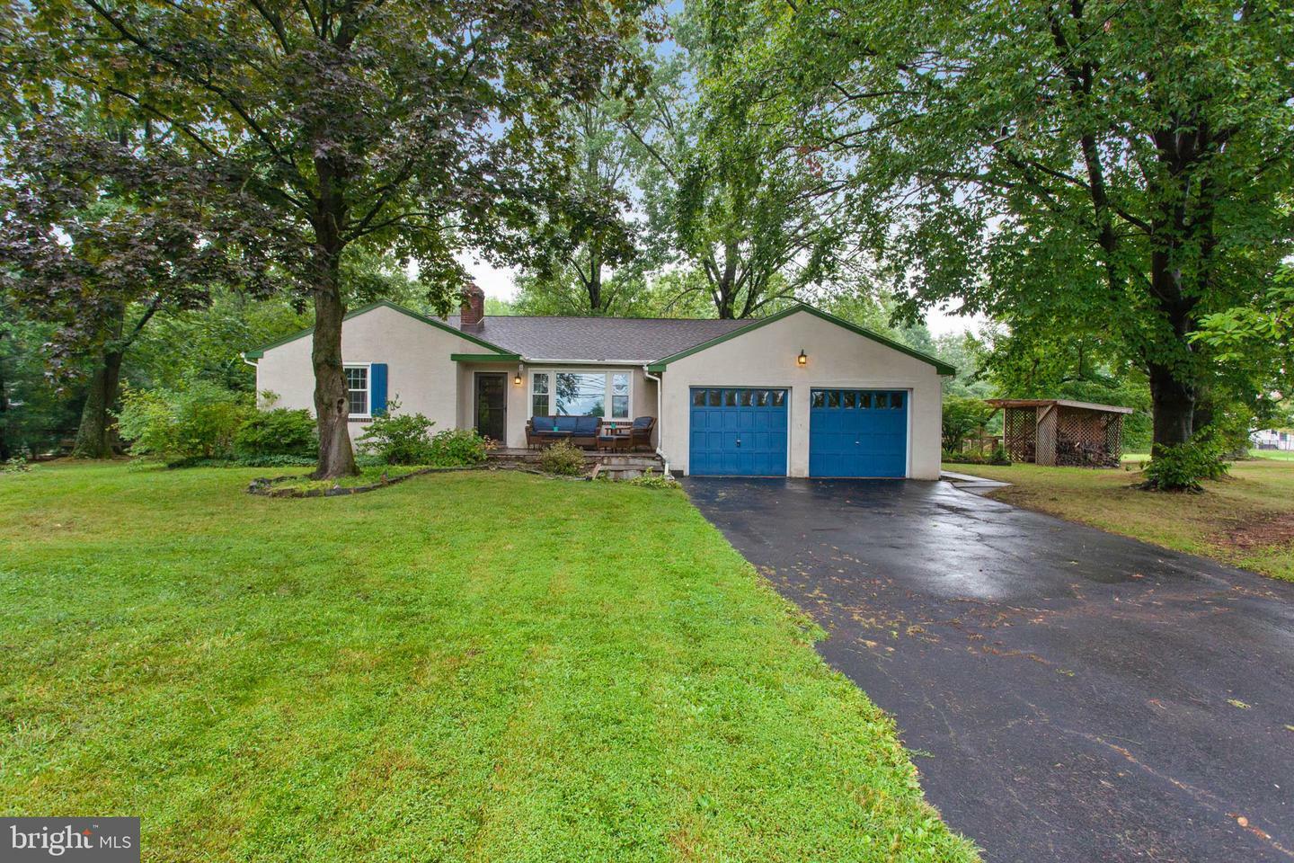 Property Photo: 111 Stump Road PA 19454