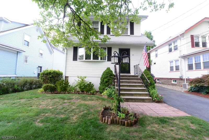 Property Photo:  23 Ellice St  NJ 07035 