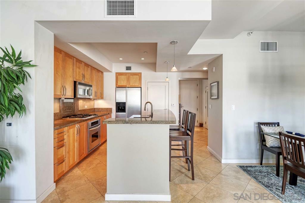 Property Photo:  5490 La Jolla Blvd K207  CA 92037 