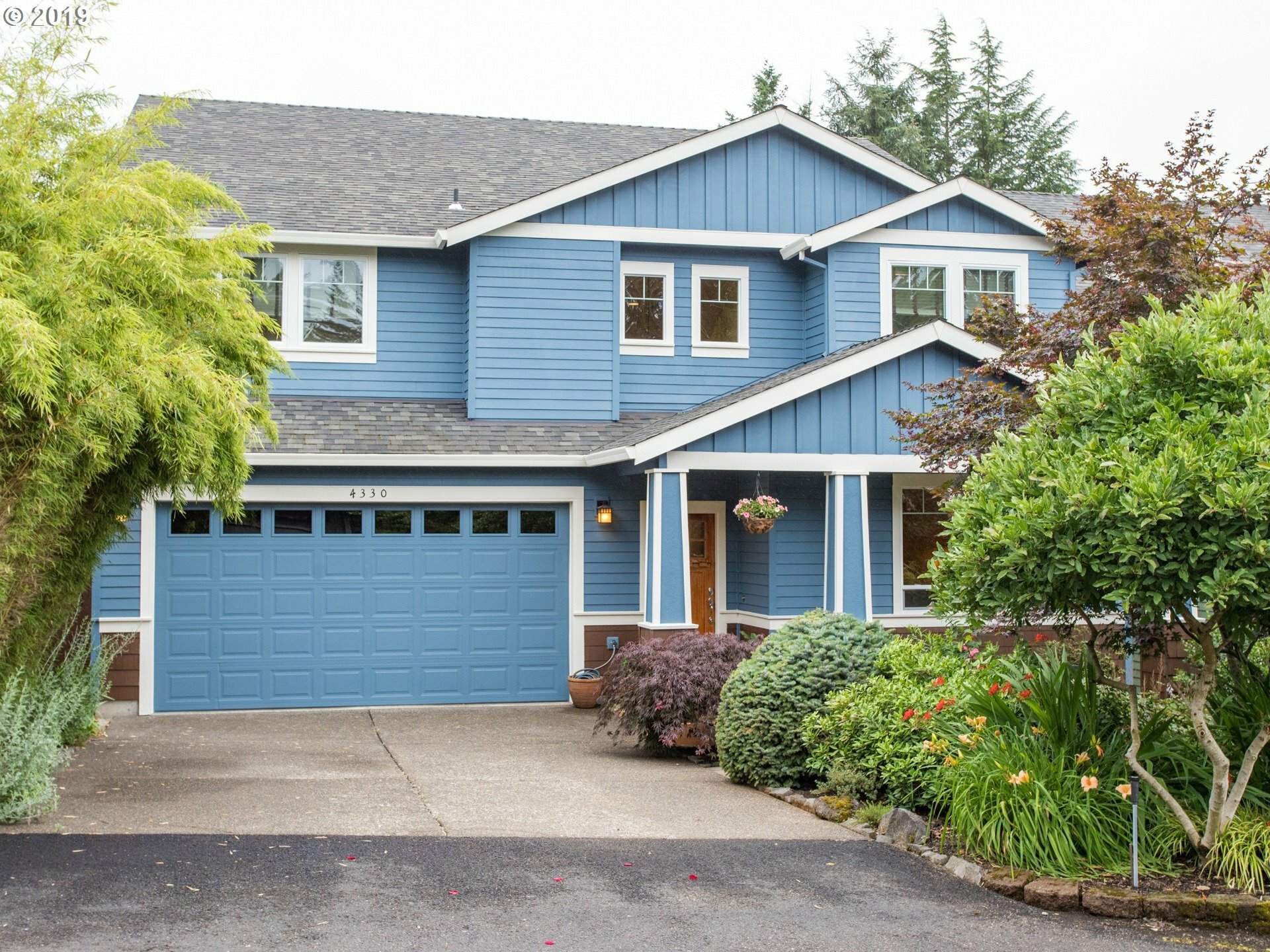 Property Photo: 4330 SW Pendleton St OR 97221