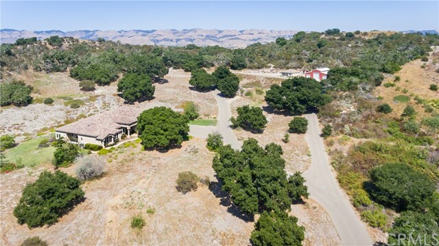 Property Photo:  560 W Ormonde Road  CA 93401 