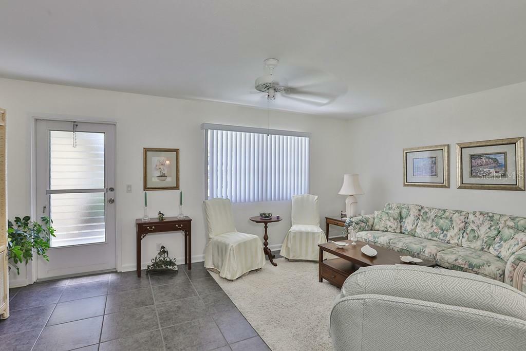 Property Photo:  102 Cambridge Trail 227  FL 33573 