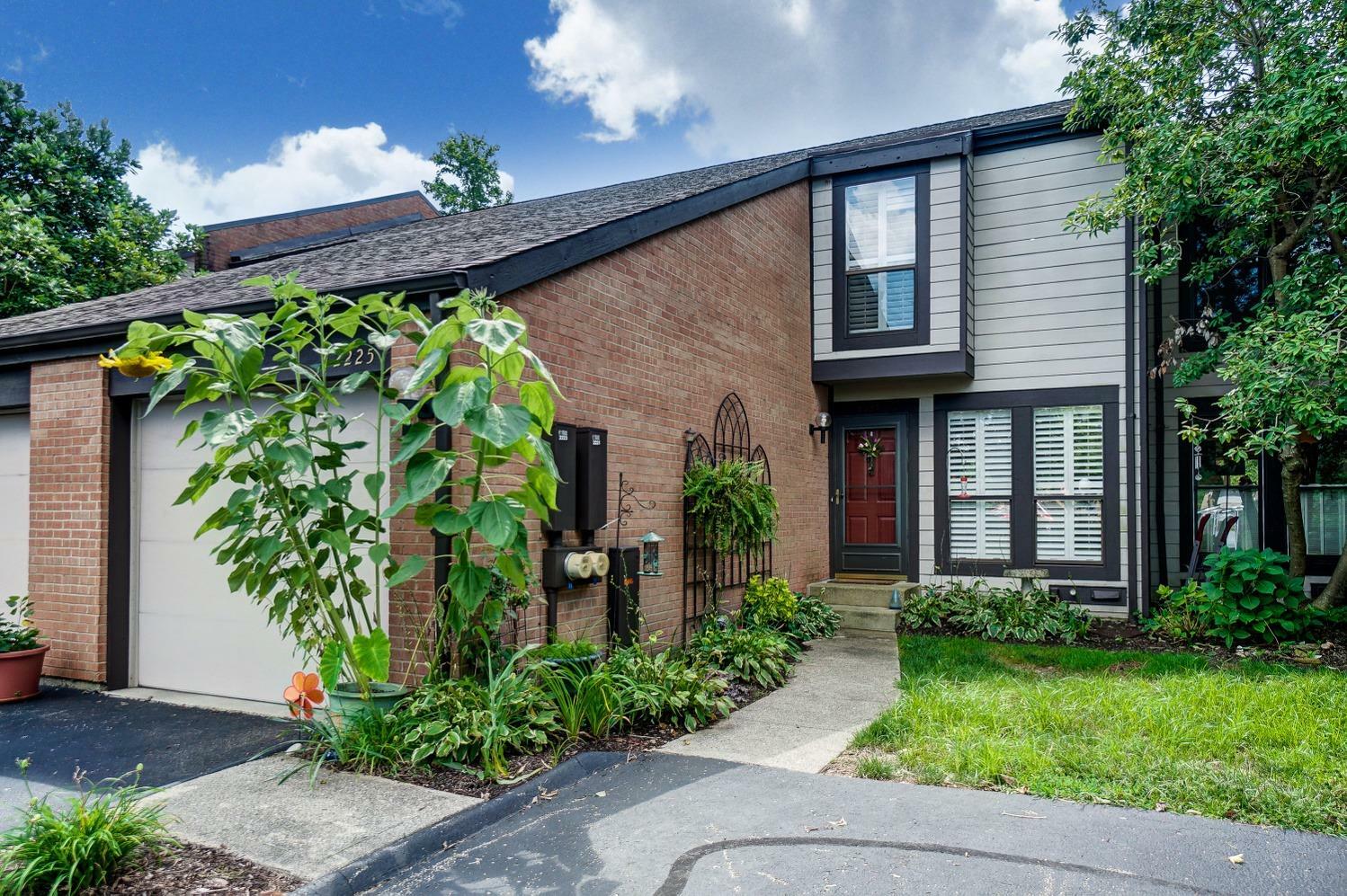 Property Photo: 2225 Clough Ridge Drive OH 45230