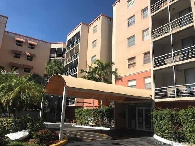 Property Photo: 2821 N Miami Beach Blvd 5H FL 33160