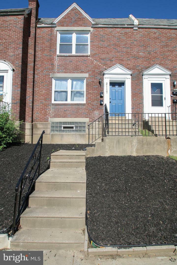 Property Photo: 2117 E Washington Lane PA 19138