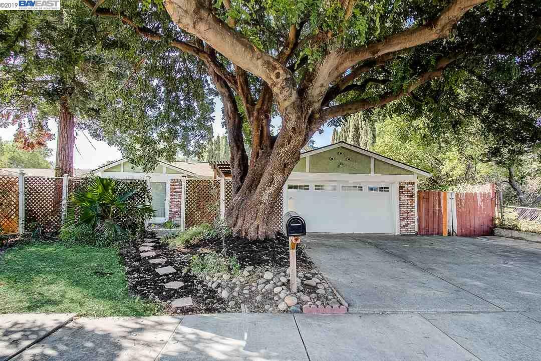 Property Photo:  2249 Cordoba Way  CA 94509 