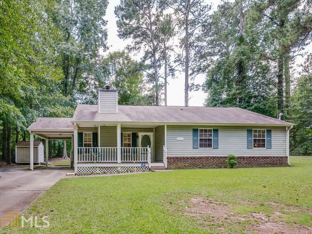 Property Photo: 2331 Poplar St GA 30260