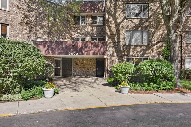 Property Photo: 2600 Brookwood Way Drive 317A IL 60008