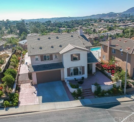 Property Photo:  676 Saddleback Way  CA 92078 