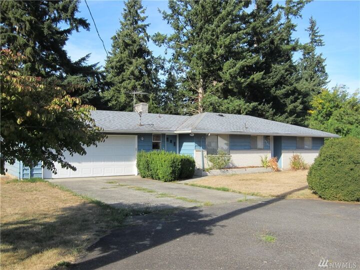 Property Photo: 5205 76th Place NE WA 98270