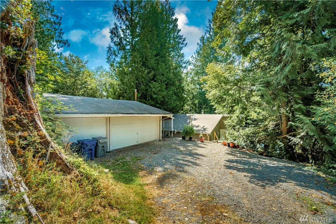 Property Photo: 27513 SE 306th St WA 98010