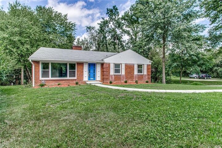 2526 Bethel Church Rd  Bethel Park PA 15102 photo