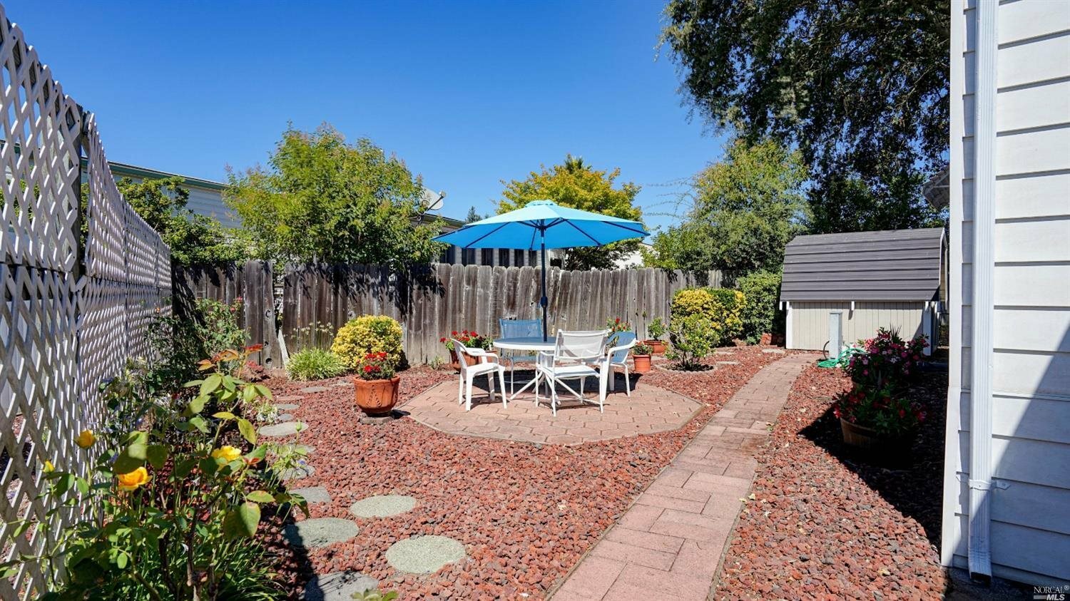 Property Photo:  191 Colonial Park Drive  CA 95403 