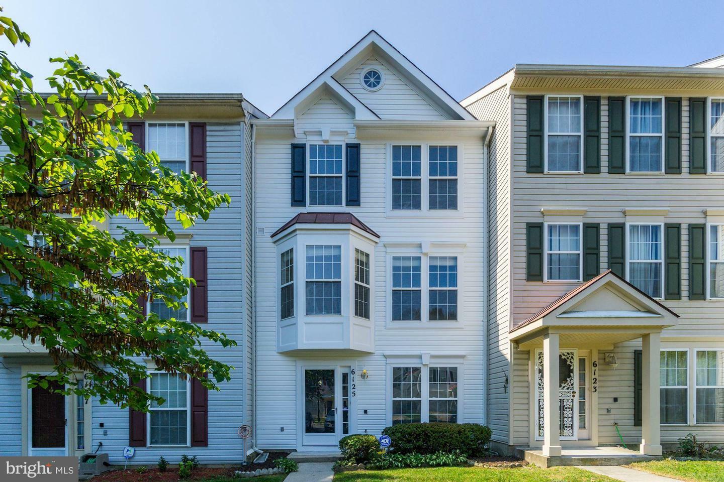 Property Photo:  6125 Rose Bay Drive  MD 20747 