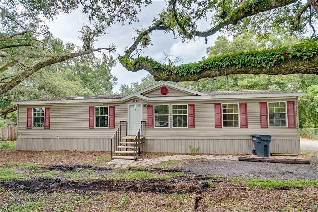 Property Photo:  3335 J And J Manor Road  FL 33810 