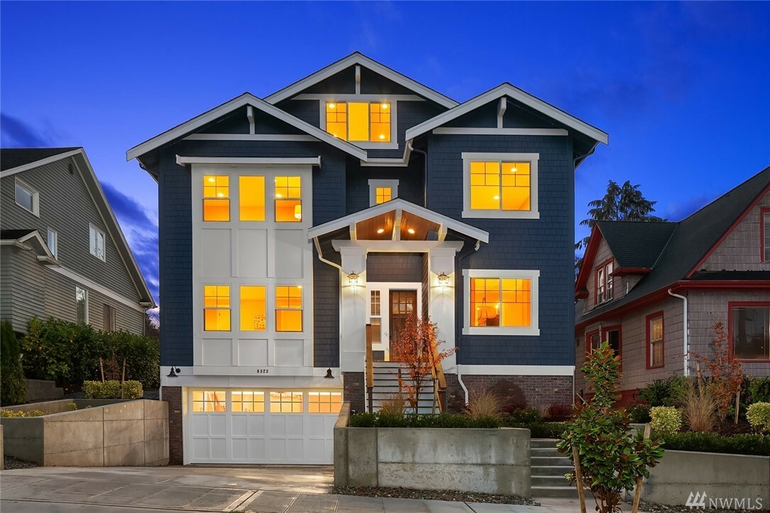 Property Photo:  6323 5th Ave NE  WA 98115 
