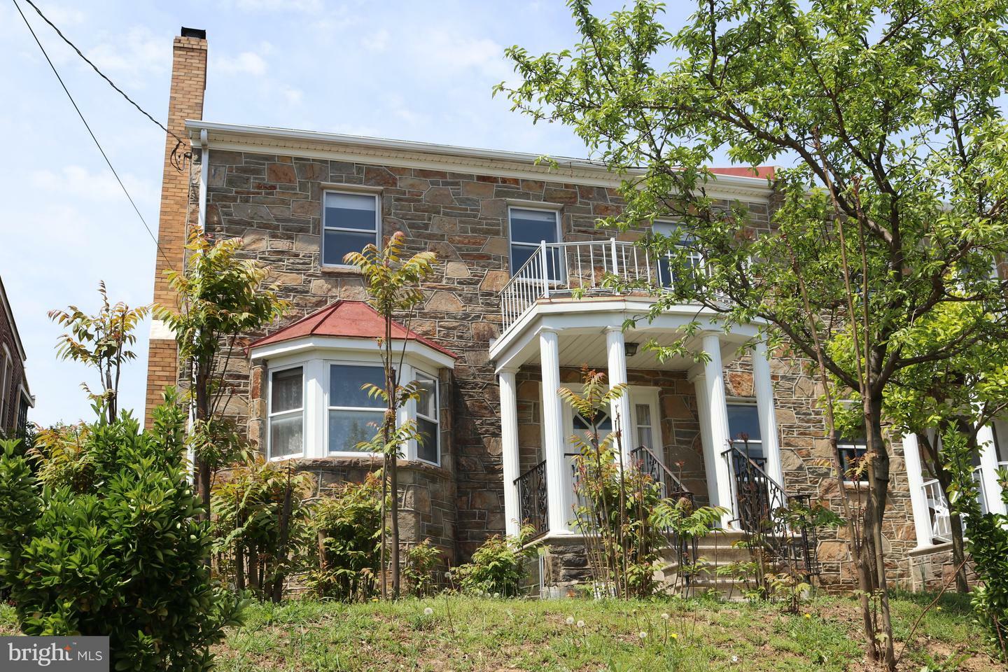 Property Photo: 715 S Broom Street DE 19805