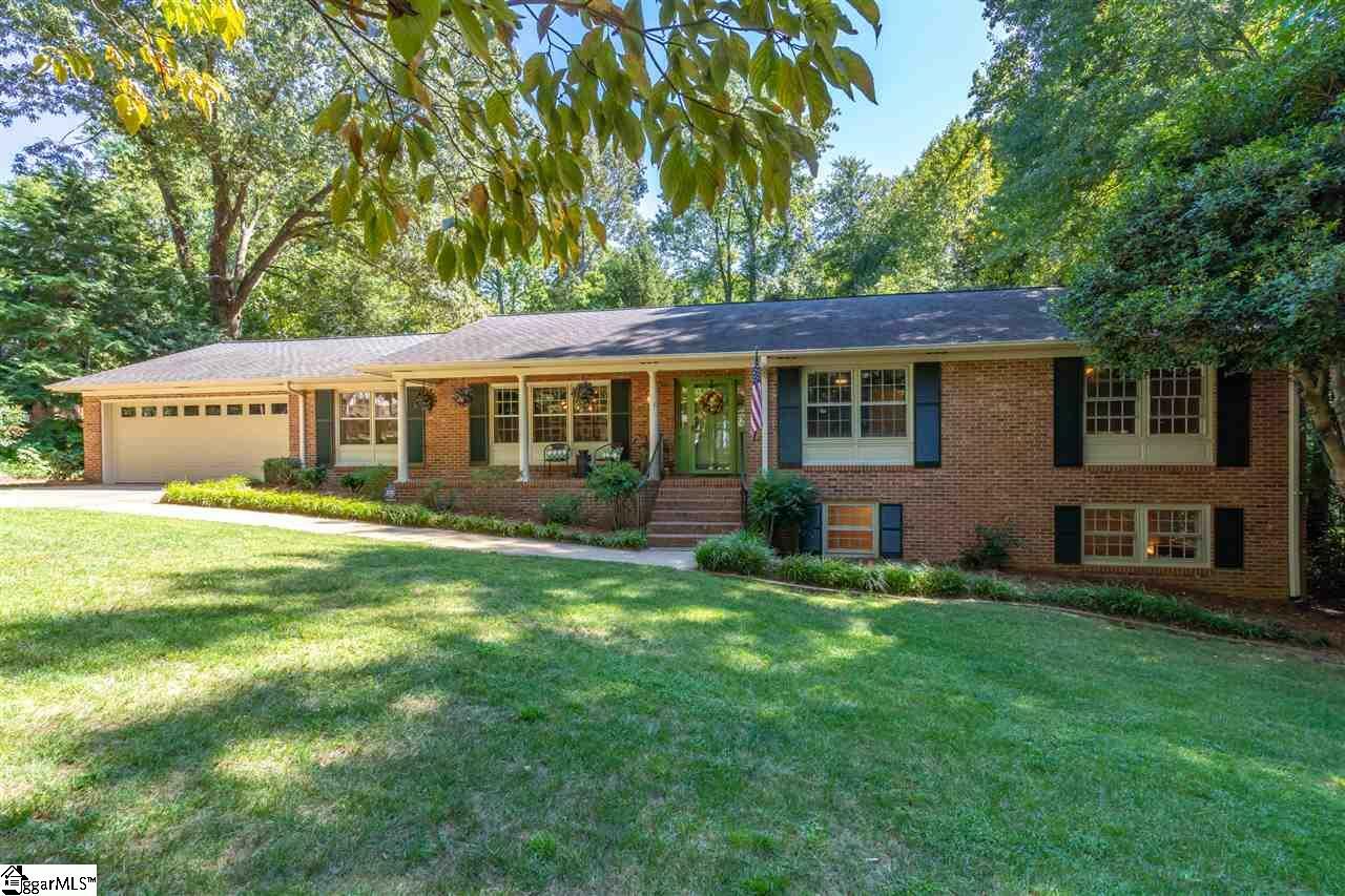 Property Photo:  112 Hillsborough Drive  SC 29615 