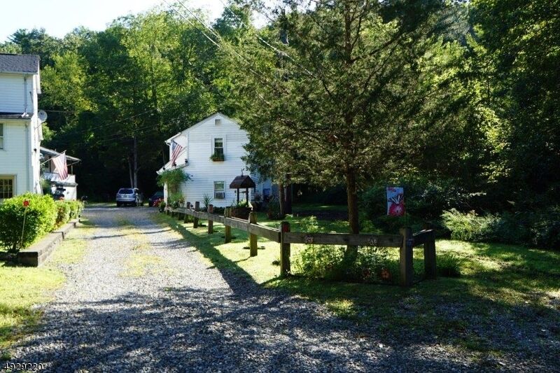 Property Photo:  6 Colfax Ave A  NJ 07465 