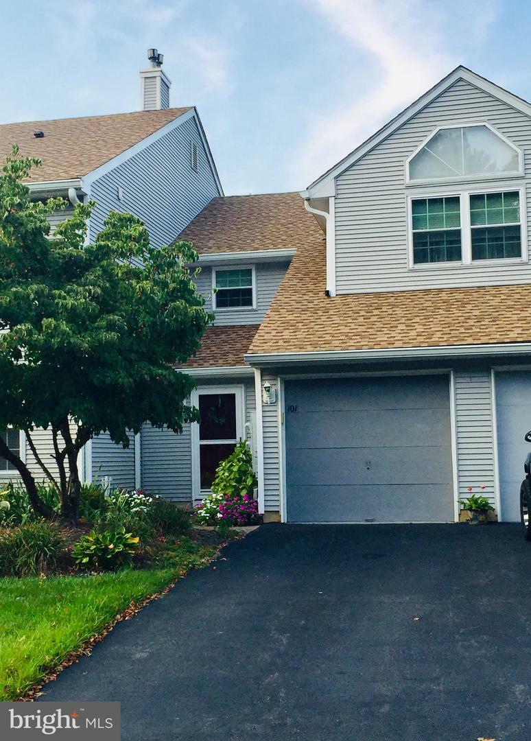 Property Photo:  101 Birch Hollow Drive  NJ 08505 