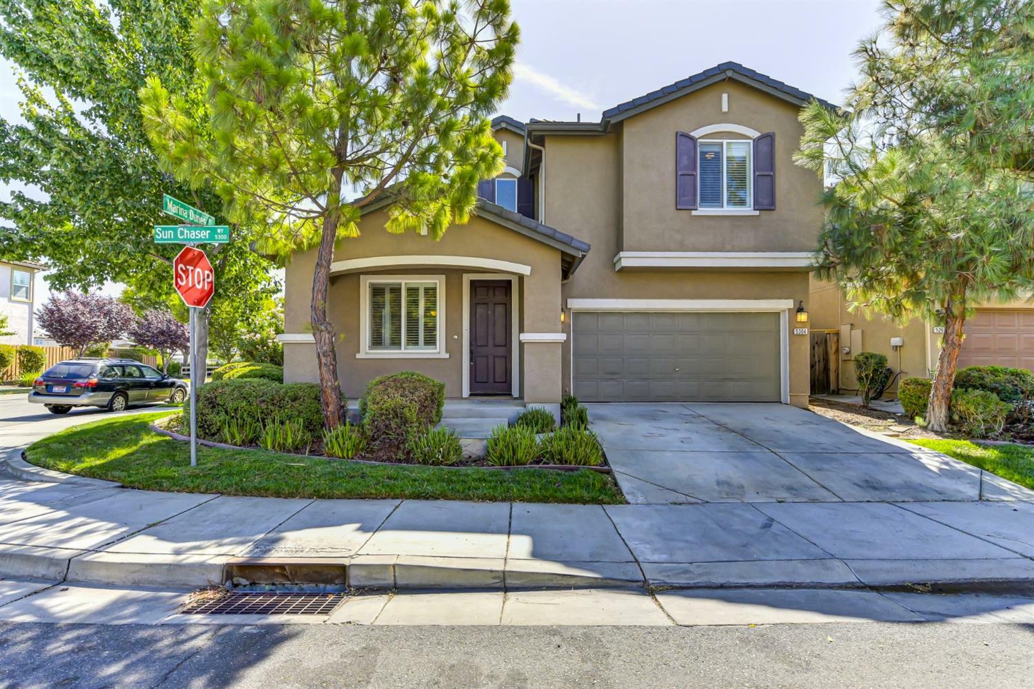 Property Photo:  5304 Sun Chaser Way  CA 95835 