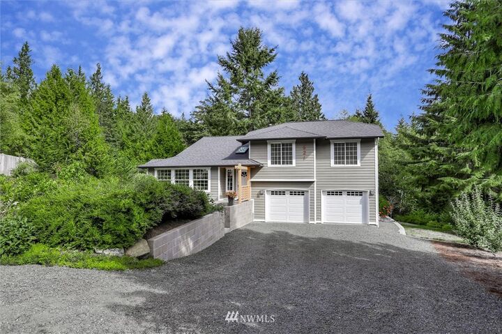 Property Photo:  621 132nd Street NW  WA 98332 