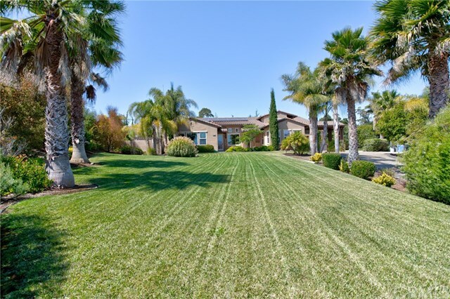 Property Photo:  320 Slender Rock Place  CA 93405 