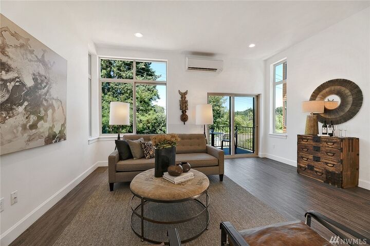 Property Photo:  18252 73rd Ave NE 104  WA 98028 