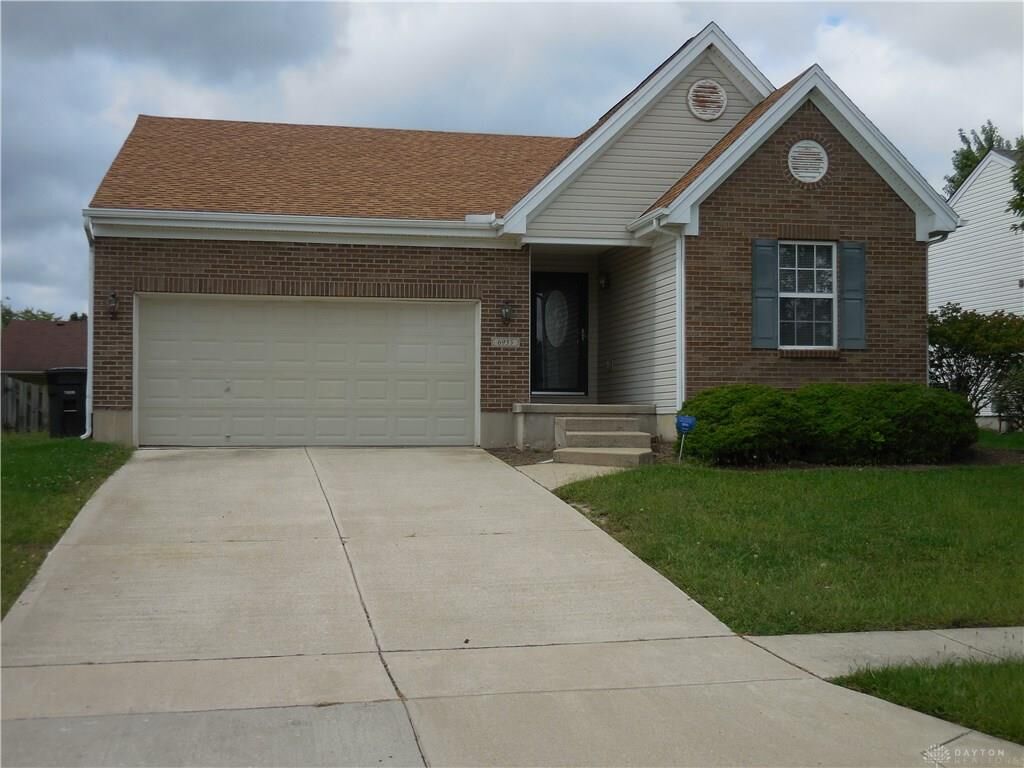 Property Photo: 6935 Belleglade Drive OH 45424