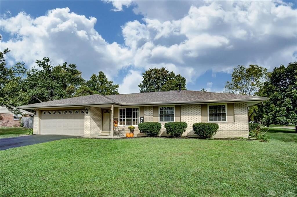 Property Photo:  7601 Washington Park Drive  OH 45459 