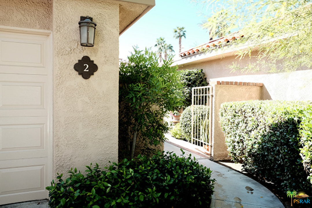 Property Photo:  2 La Ronda Drive  CA 92270 